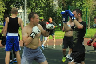 爱游戏下载-英超球队体能监测技术辅助个性化训练调整实践，英超检查