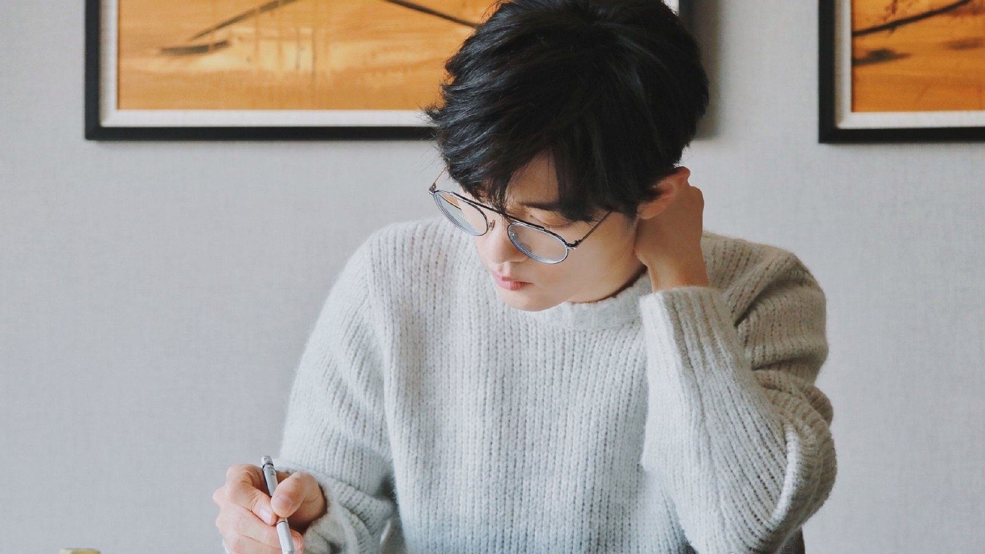 五大联赛是否更关注锋线球员防守时的前场压迫意愿,防守好的锋线球员