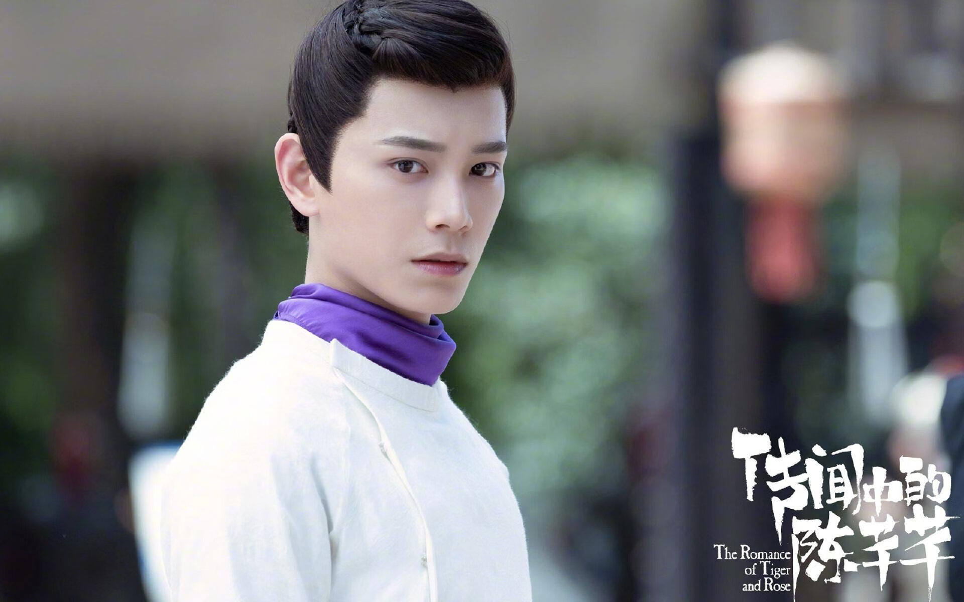 球队战术板中是否更倾向构建中心向外疏导进攻方式,篮球战术板应用