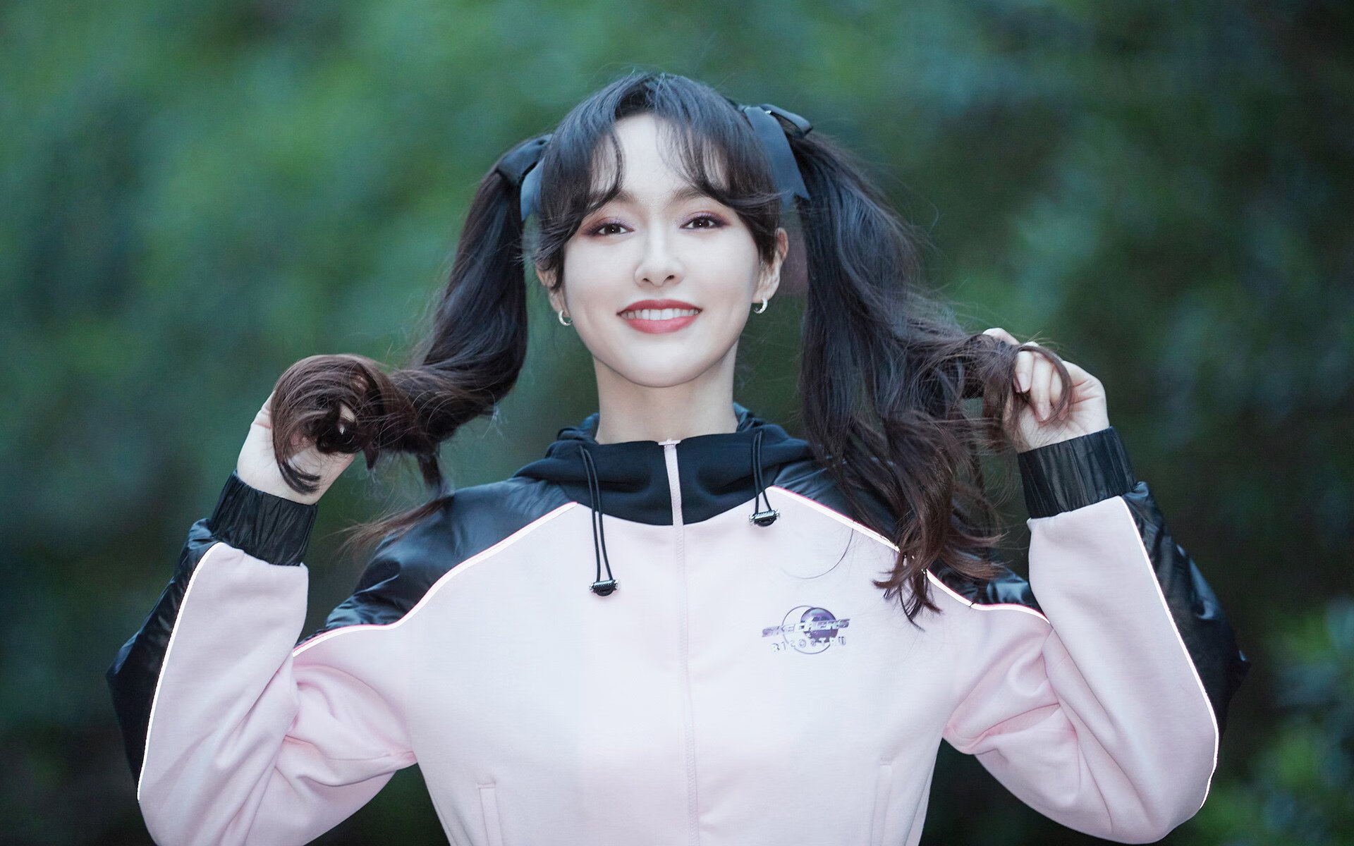 爱游戏官方-体育品牌加大投入布局高校市场，学校体育品牌