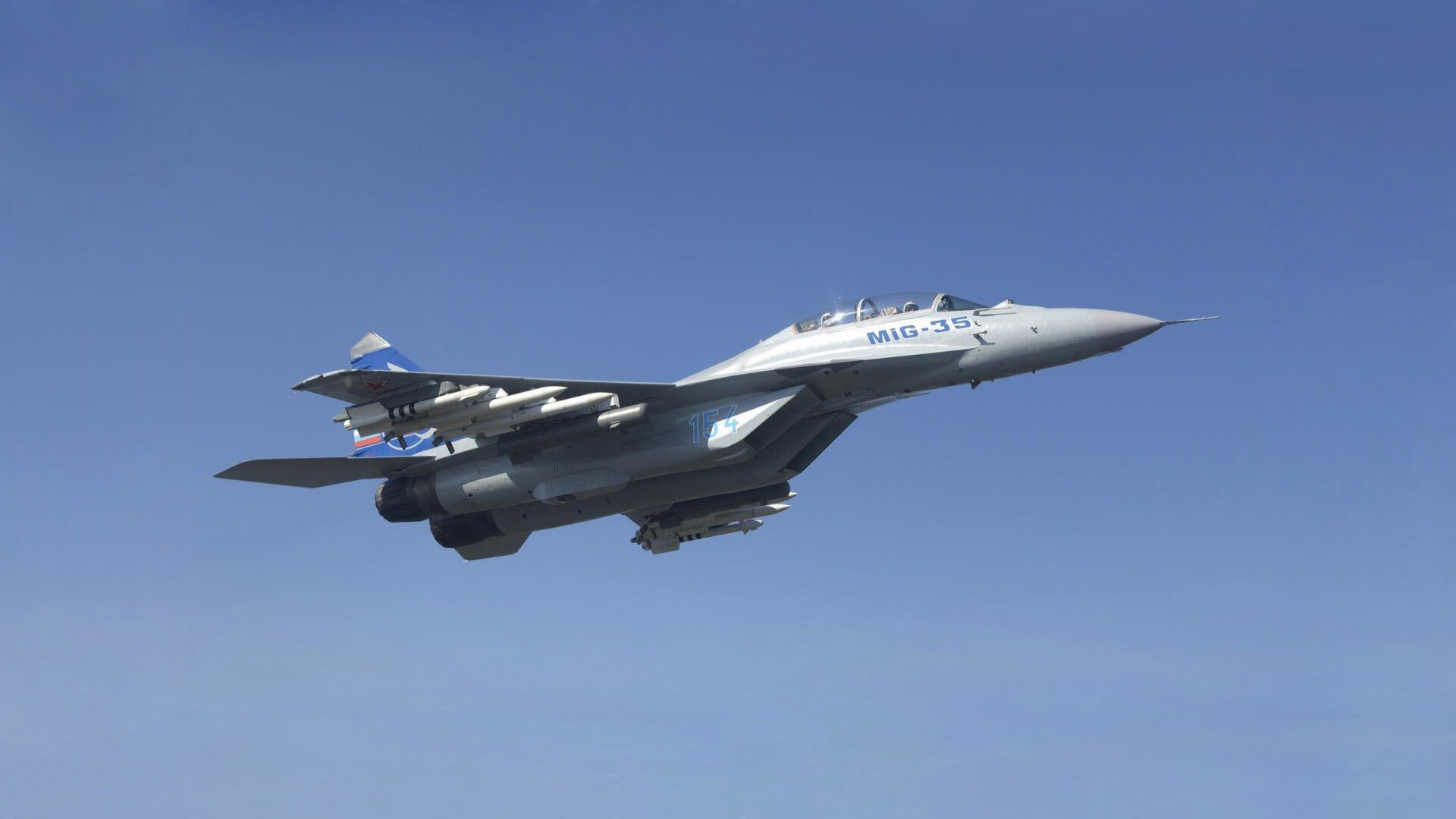 爱游戏娱乐平台-蛙泳中程瑞士节奏控制到位，蛙泳 speedo