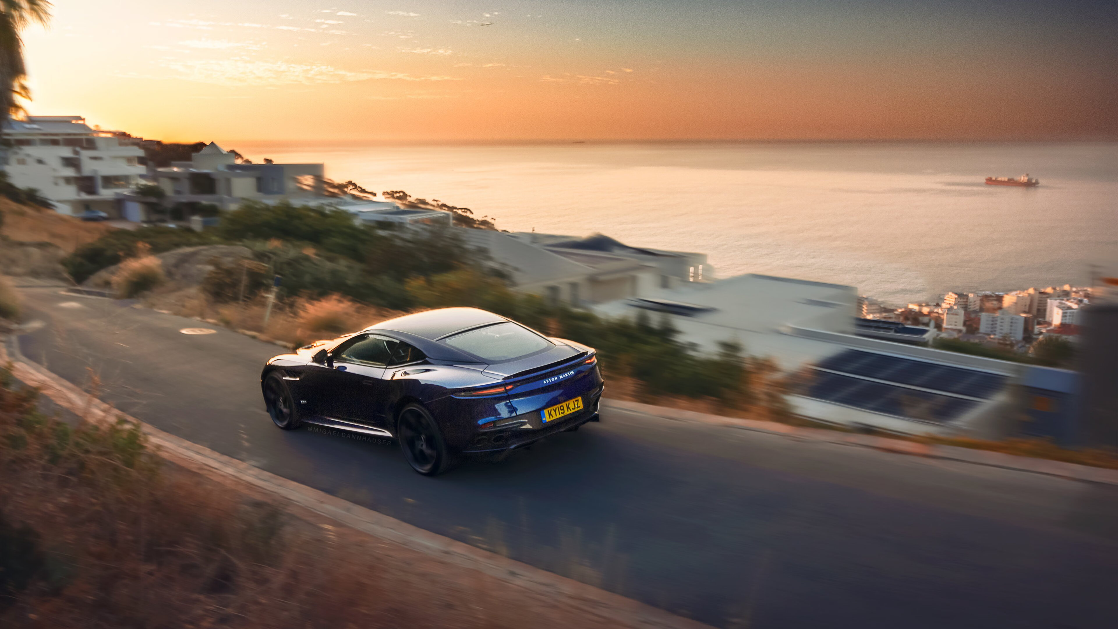 马尔尚完美入水引发媒体关注,马尔莫尔